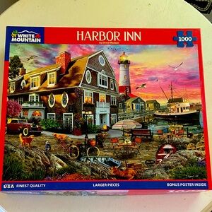 White Mountain Harbor Inn Puzzle with Red and Blue Hues